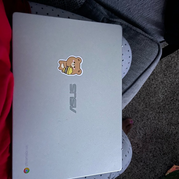 I’m selling this because I’m trying to get a MacBook or iPad